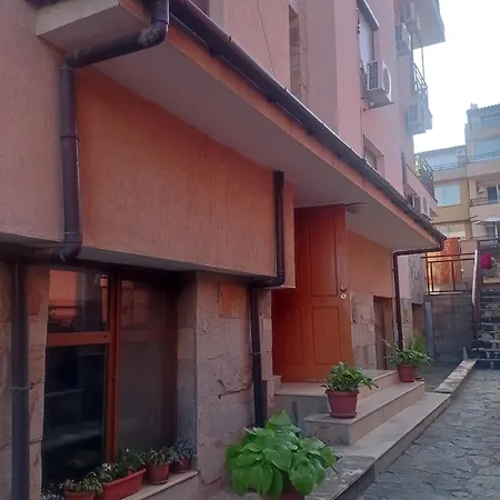 теди Apartment